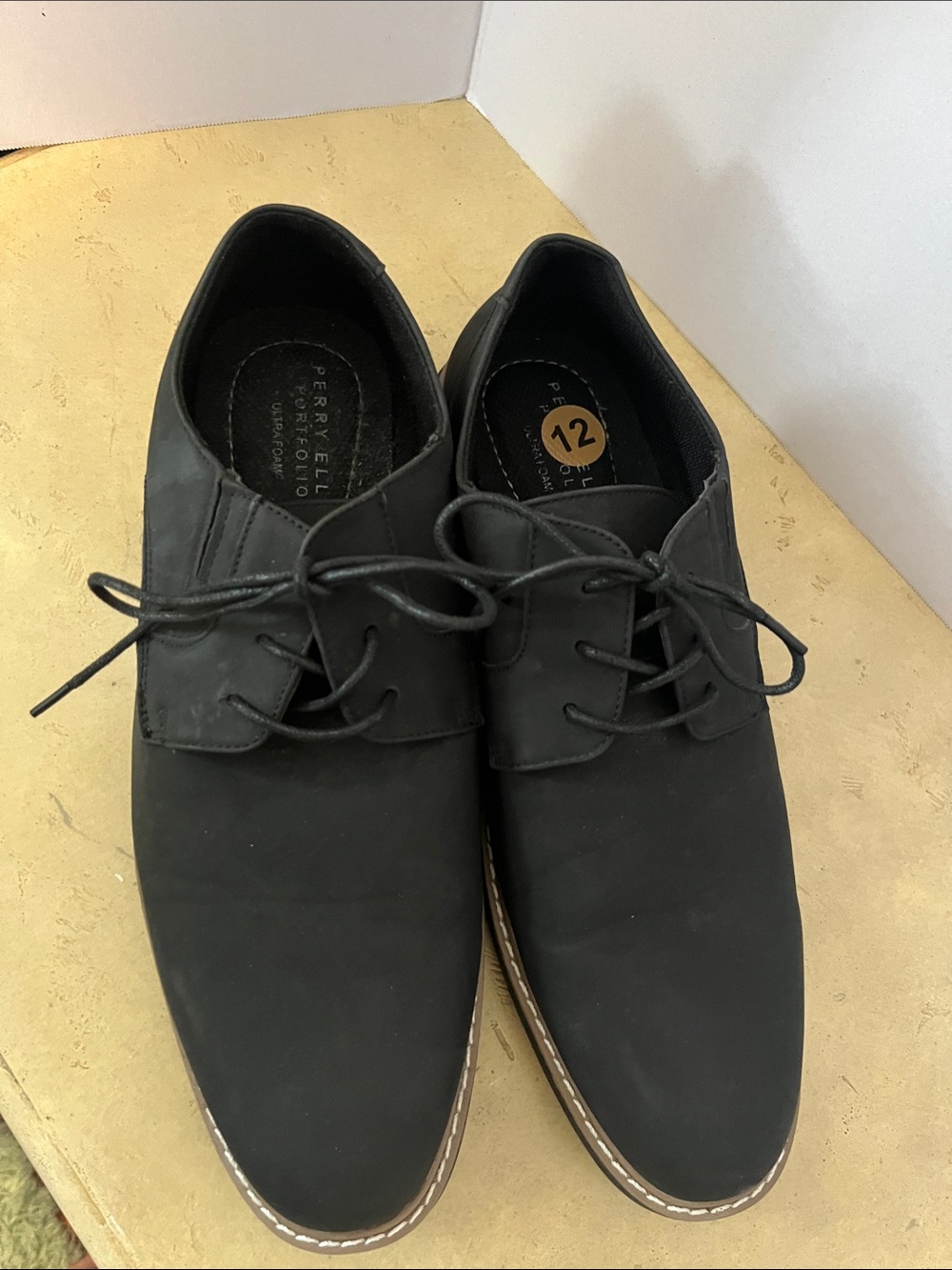 Perry Ellis Black Lace-Up Derby Oxfords